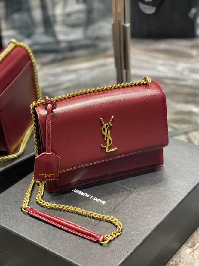 Sunset Medium handbag in Smooth Leather-Red 22
